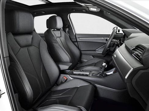 New 2025 Audi Q3 2.0T Premium image 11