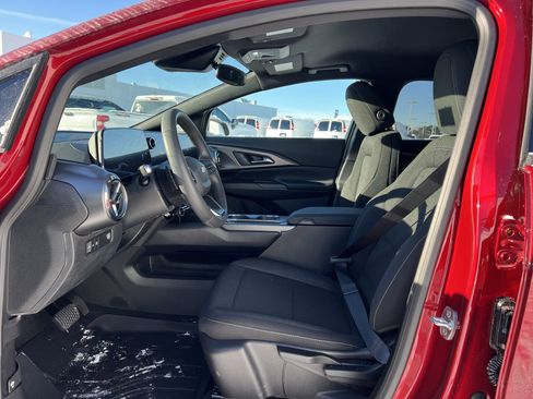 New 2026 Chevrolet Equinox EV LT image 4