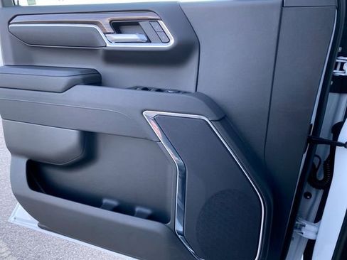 New 2026 Chevrolet Silverado 1500 LT image 22