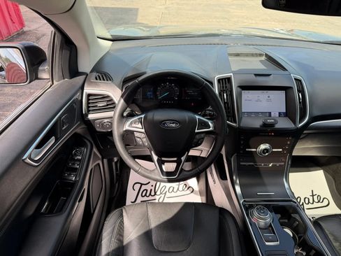 Used 2020 Ford Edge Titanium FWD image 19