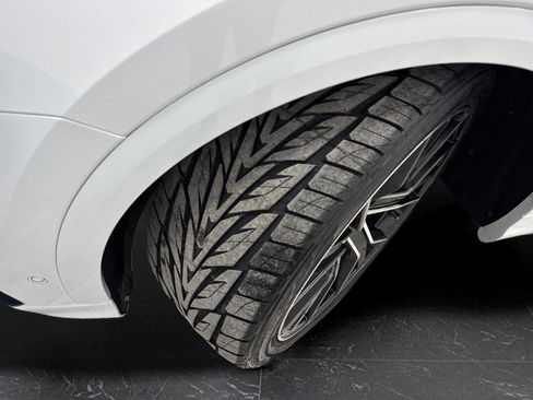 Used 2023 Audi SQ8 Prestige w/ Prestige Package AWD/4WD image 40