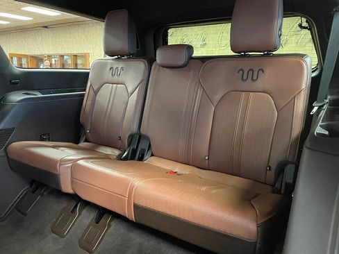 Used 2023 Ford Expedition Max King Ranch AWD/4WD image 30