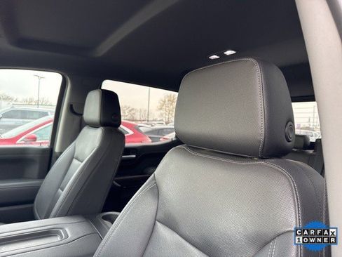 Used 2021 GMC Sierra 1500 SLT w/ SLT Premium Package image 18