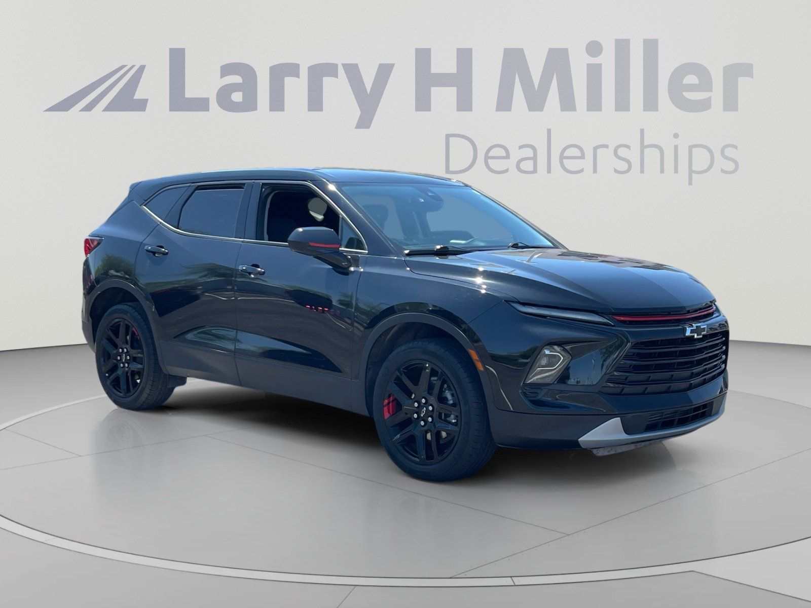 Used 2024 Chevrolet Blazer LT w/ Redline Edition FWD image 7