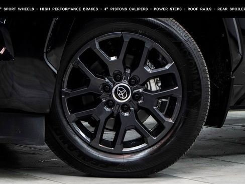 Used 2024 Toyota Sequoia Platinum image 3