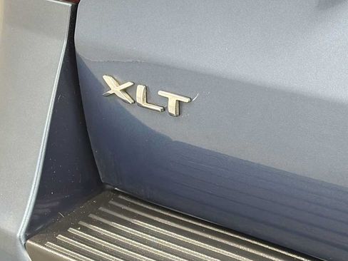 Used 2020 Ford Expedition XLT w/ Equipment Group 202A AWD/4WD image 26