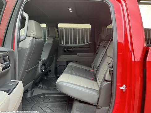 Used 2026 Chevrolet Silverado 1500 ZR2 AWD/4WD image 9