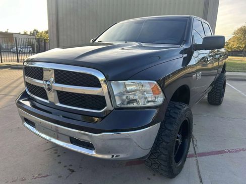 Used 2016 RAM 1500 Classic SLT image 1