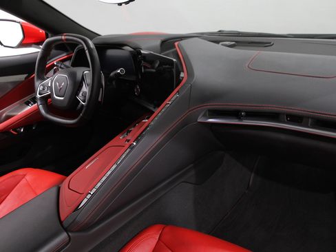 Used 2021 Chevrolet Corvette Stingray Preferred Cpe w/ Z51 Performance Package image 23