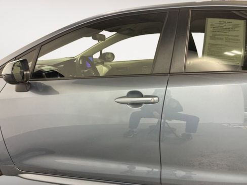 Used 2024 Toyota Corolla LE image 12