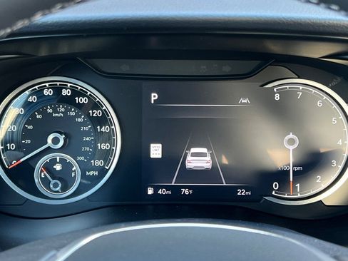 Used 2026 Genesis G70 2.5T image 26