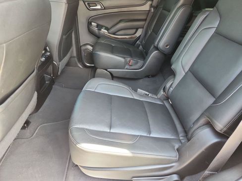 Used 2019 Chevrolet Tahoe LT w/ Luxury Package AWD/4WD image 25