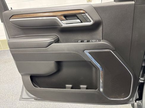 Used 2023 Chevrolet Silverado 1500 LT image 25