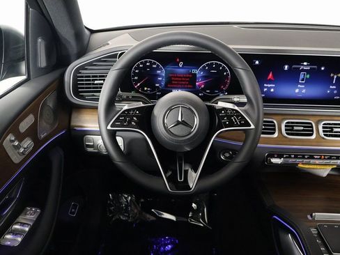 New 2026 Mercedes-Benz GLE 350 4MATIC image 3