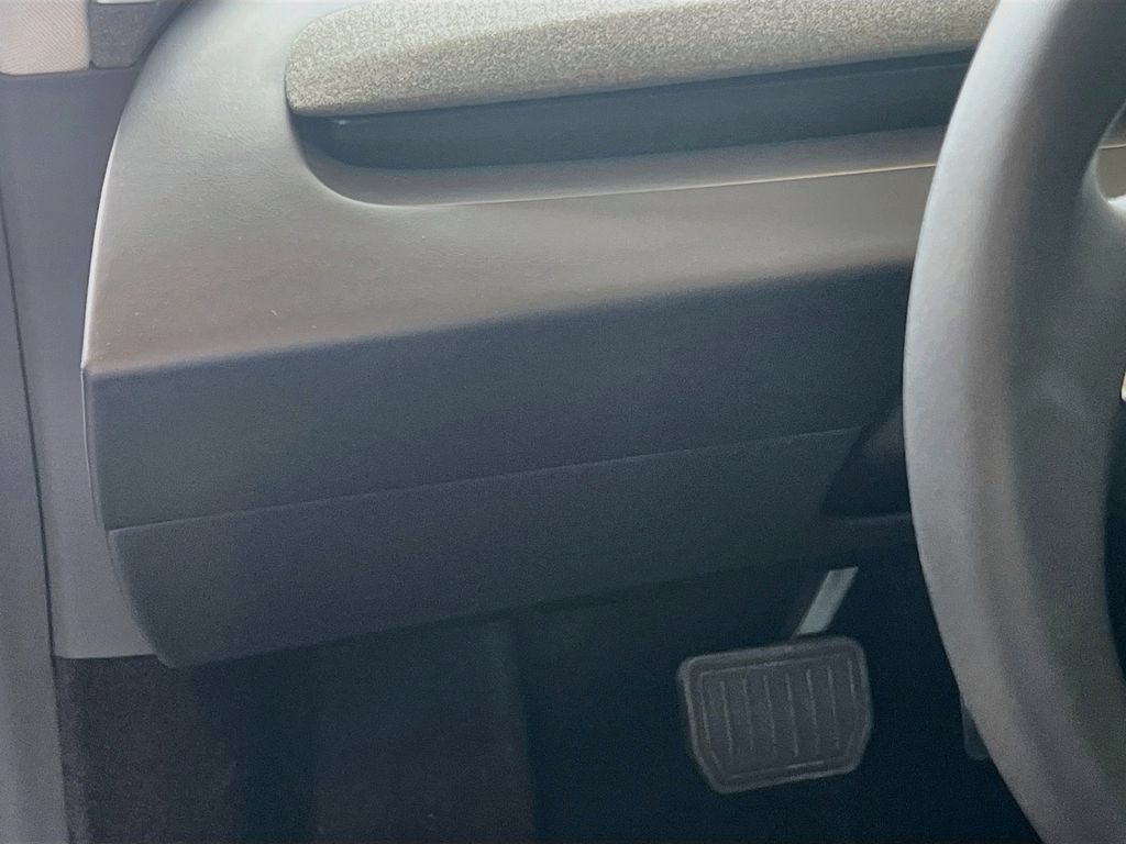 Used 2025 Tesla Model 3 Long Range RWD image 10