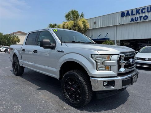 Used 2017 Ford F150 XLT AWD/4WD image 2