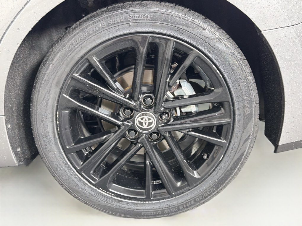 Used 2025 Toyota Camry SE FWD image 31