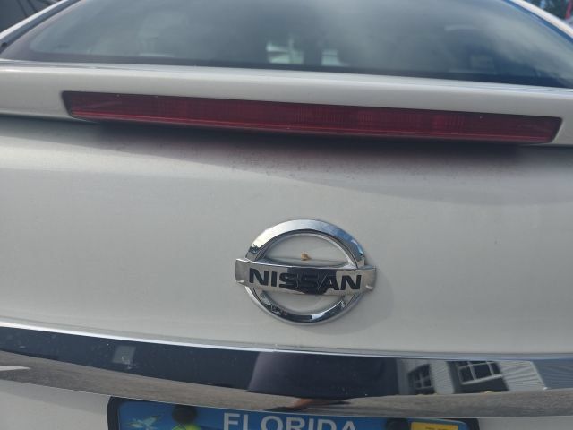 Certified 2016 Nissan Sentra SR w/ SR Premium Package FWD image 5