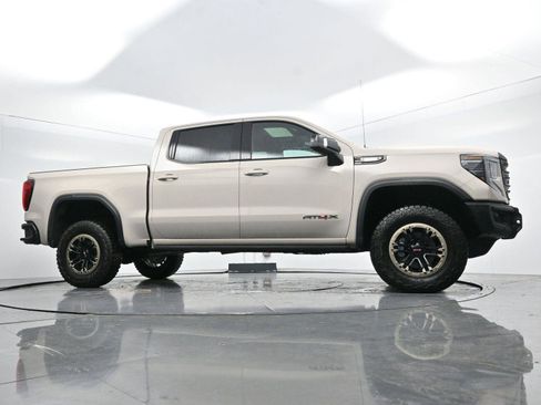 Used 2026 GMC Sierra 1500 AT4X image 47