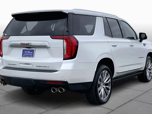 Used 2021 GMC Yukon Denali w/ Denali Premium Package image 13