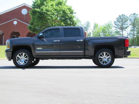 Used 2014 Chevrolet Silverado 1500 High Country image 5