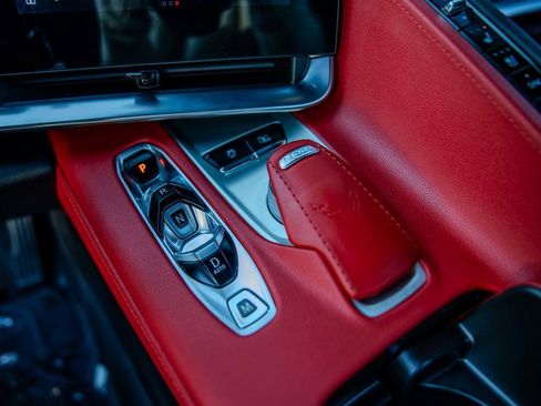 Used 2025 Chevrolet Corvette Stingray w/ Z51 Performance Package image 10