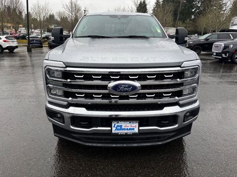Used 2024 Ford F350 Lariat image 2