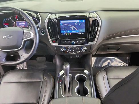 Used 2020 Chevrolet Traverse RS image 35