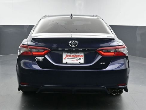 Used 2022 Toyota Camry SE FWD image 8