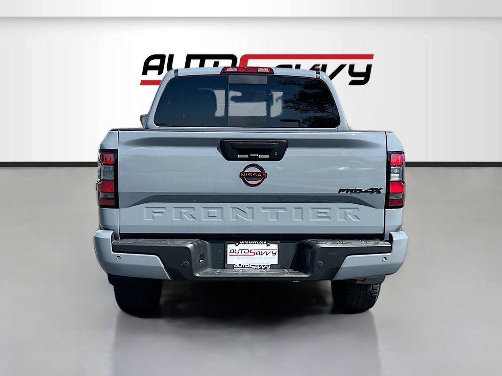 Used 2024 Nissan Frontier PRO-4X w/ Technology Package AWD/4WD image 6