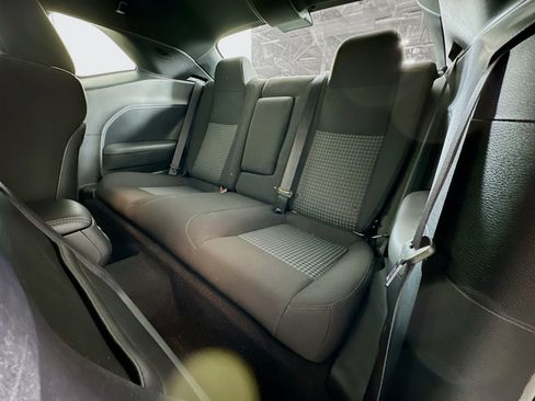 Used 2022 Dodge Challenger R/T w/ Performance Handling Group image 26