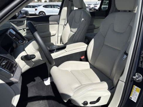 Used 2023 Volvo XC90 T8 Ultimate w/ Protection Package Premier AWD/4WD image 2
