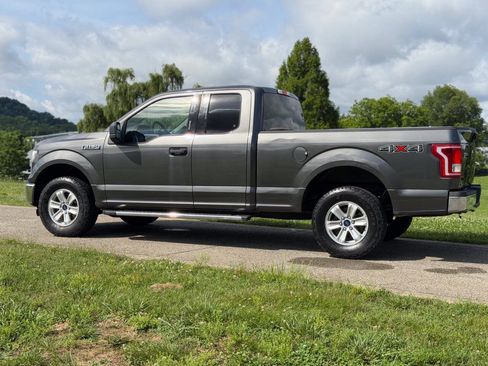 Used 2015 Ford F150 XLT AWD/4WD image 8