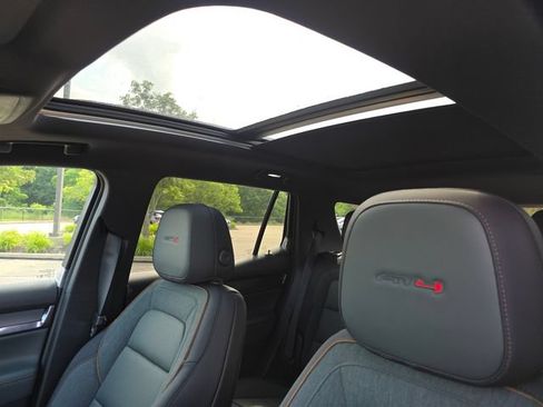 New 2027 GMC Terrain AT4 w/ Convenience Package III AWD/4WD image 4