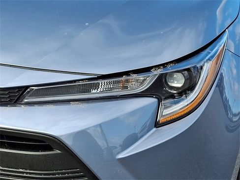 Certified 2024 Toyota Corolla LE image 9
