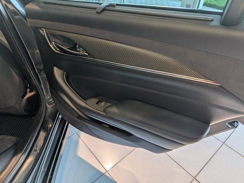 Used 2016 Cadillac CTS V w/ Luxury Package image 9