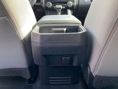 Used 2025 Toyota Tacoma TRD Off-Road image 31