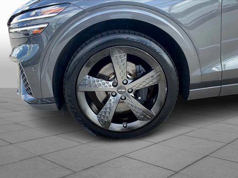 Used 2022 Genesis GV70 3.5T Sport w/ Sport Prestige Package image 10