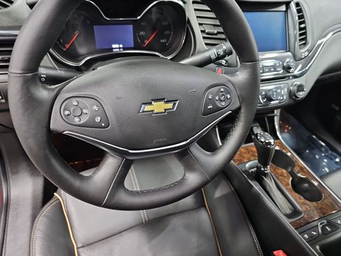 Used 2015 Chevrolet Impala LTZ image 16