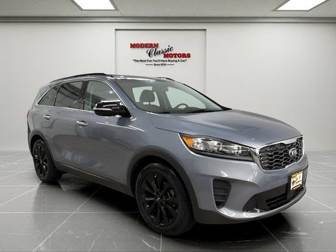 Used 2020 Kia Sorento S FWD image 1
