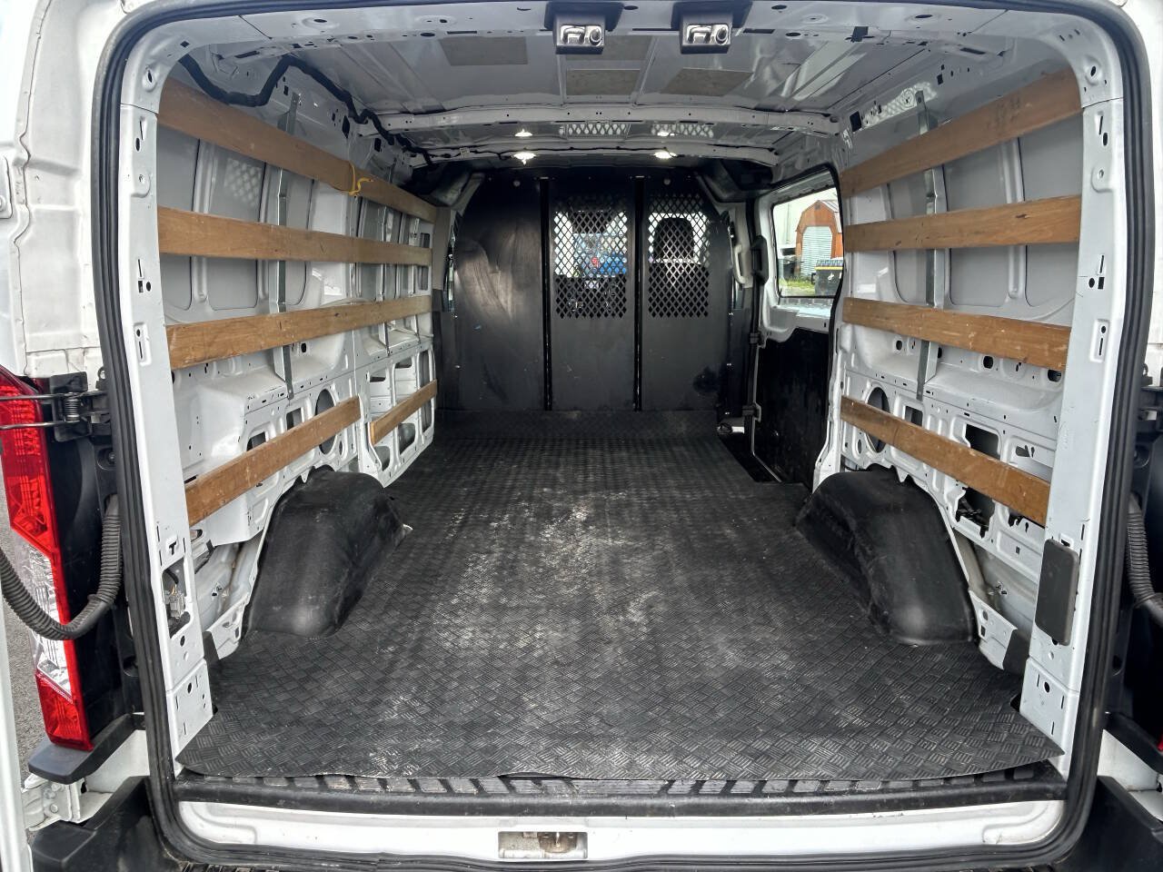 Used 2023 Ford Transit 250 Low Roof w/ Exterior Upgrade Package RWD image 14