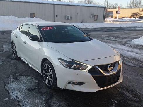 Used 2016 Nissan Maxima 3.5 SV image 1