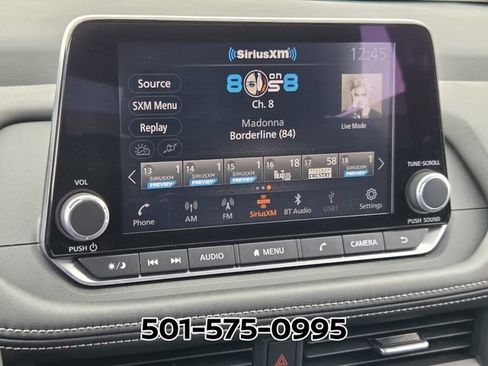 Used 2025 Nissan Rogue SV FWD image 24