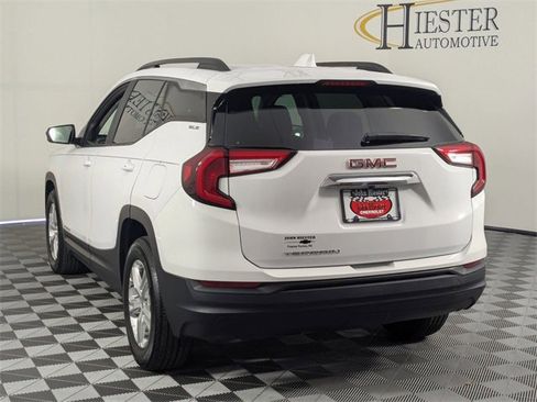 Certified 2023 GMC Terrain SLE w/ Driver Convenience Package image 5