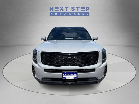 Used 2022 Kia Telluride SX w/ SX Prestige Package AWD/4WD image 2