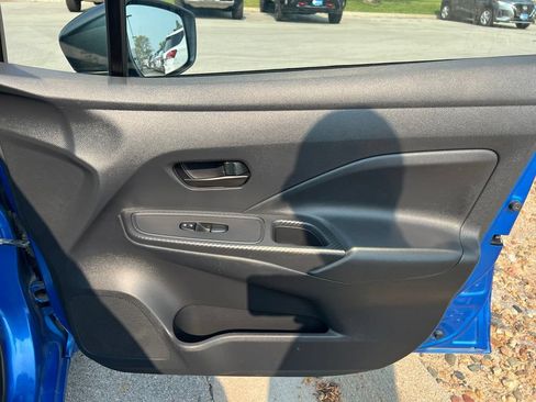 Used 2020 Nissan Versa S FWD image 25
