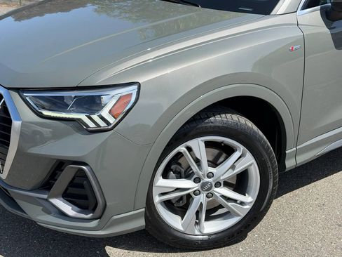 Used 2019 Audi Q3 2.0T Premium Plus AWD/4WD image 2