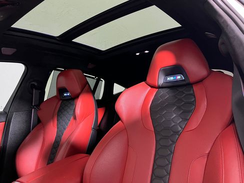 Used 2024 BMW X6 M Competition w/ Executive Package image 25