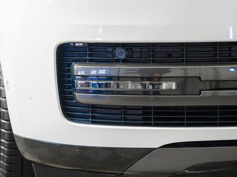 Used 2023 Land Rover Range Rover Long Wheelbase Autobiography image 15