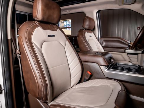 Used 2019 Ford F450 Limited image 29